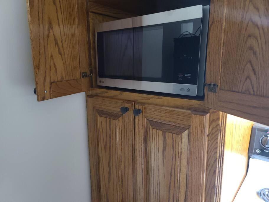 Milk Hand House.. Peaceful 1 Bedroom Cabin 哈蒙德 外观 照片
