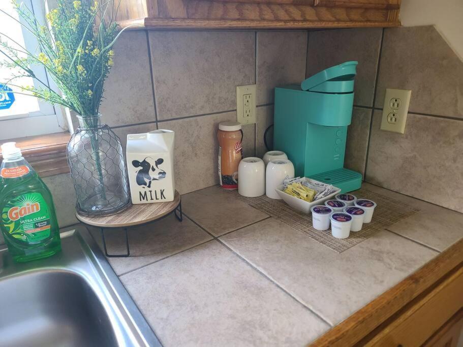Milk Hand House.. Peaceful 1 Bedroom Cabin 哈蒙德 外观 照片